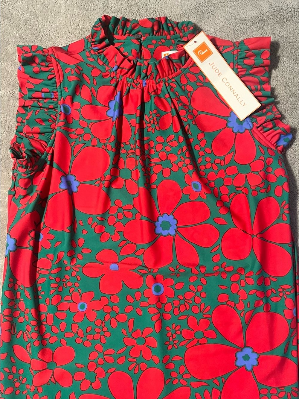 Jude Connally top small NWT